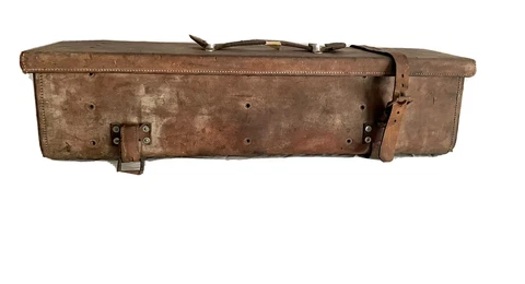 antique car  leather  trunk 27” w 6” deep 10lbs Straps handle grommets Patina Cover