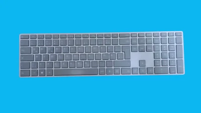 Microsoft Surface Tastatur -1870- WS2-00005 (Bluetooth, deutsches QWERTZ-Layout) - Bild 1 von 4