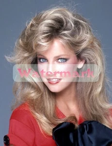 Young HEATHER LOCKLEAR Glamorous Smile ** Impresión de archivo de alta resolución (8,5 x 11) - Imagen 1 de 1