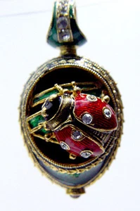 SUPERB RUSSIAN SILVER 925 ENAMEL 24K GOLD EGG PENDANT - Picture 1 of 1