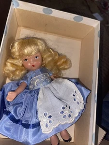 #125 Alice durch den Spiegel mit Box 💙 Nancy Ann Bilderbuch Puppe 💙 Sehr guter Zustand - Bild 1 von 8