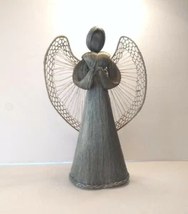 10"Praying Angel Figurine - Made of Natural Corn Silk , Woven Wings tree topper. - Picture 1 of 8