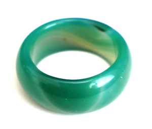 Green Jade Band Ring with Beautiful Patterns for Both Men & Women Size 8.5 - Picture 1 of 2