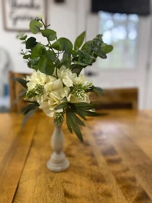 Arreglo floral para adorno de velas, arreglo floral, centro de mesa Foto 1 de 4