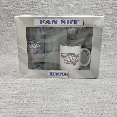 Brickyard 400 Collectibles Fan Set by Hunter  Mug, Shot Glass & Coffee Mug 2001 Cover