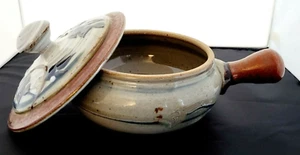 Olla de vapor de verduras con tapa de cerámica de estudio artesanal firmada por un artista misterioso  - Imagen 1 de 12