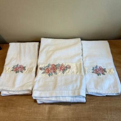 Vtg Crafted With Pride USA 1 Bath 2 Hand Towels with Embroidered Satin Rose Trim - Image 1 of 3