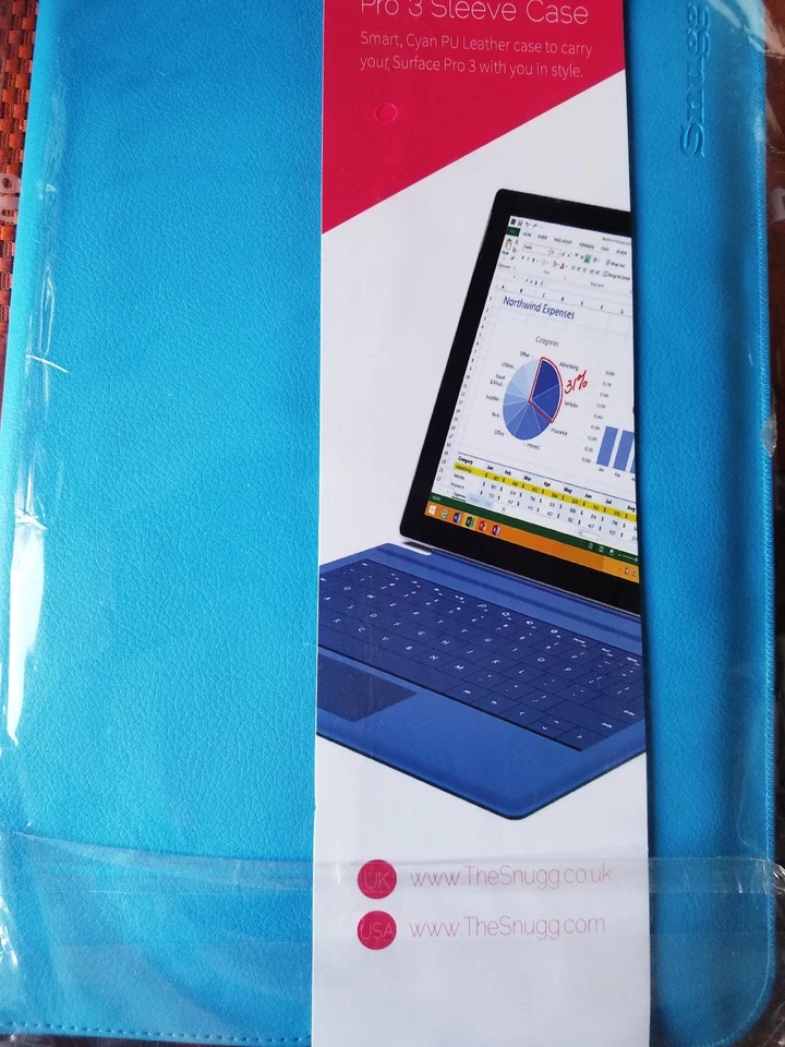 Snugg Leather Sleeve for Microsoft Surface Pro 3 / 4 - Blue - Image 1 of 1