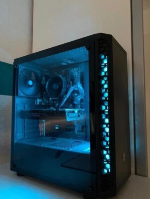 AMD Gaming PC Komplett Set (inkl. Gaming Maus / Tastatur)  - Bild 1 von 4