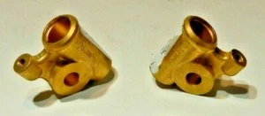 New Pair of OEM Stanpart Front Suspension Trunnions for Triumph TR6 TR250 TR4A - Picture 1 of 2