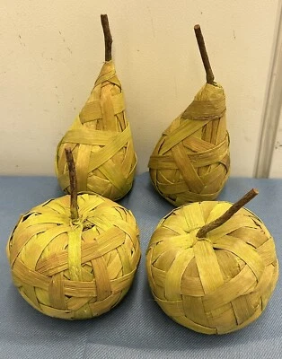 Tejido de canasta de fronda de palma decorativa caña de fruta palma bambú decoración boho natural. Foto 1 de 4