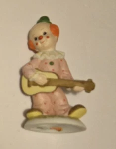 Lefton Clown Figurine Playing Guitar Music Instrument Band China Hand Painted 5" - Picture 1 of 3
