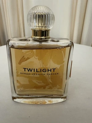 Twilight the Lovely Collection de Sarah Jessica Parker eau de parfum spray 75 ml Foto 1 de 2