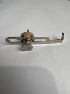 vintage singer sewing machine attachment  161172  - Picture 1 of 6