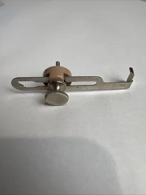 vintage singer sewing machine attachment  161172  - Image 1 of 4