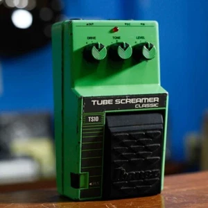 USED Ibanez TS10 TUBE SCREAMER CLASSIC MADE IN TAIWAN Free Shipping - Picture 1 of 11