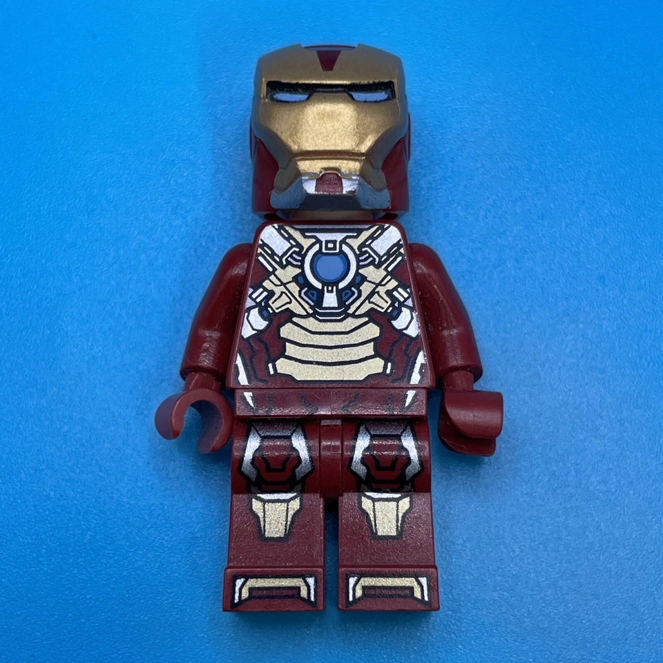 Lego Star Wars Iron Man Mark 17 Minifigure 76008 Heartbreaker Armor - Image 1 of 4