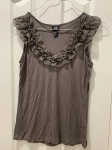 H&M graues Rüschen Tank Gr. M - perfekt unter Blazer oder Strickjacke - Bild 1 von 3