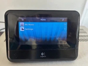 Logitech Squeezebox Touch - Picture 1 of 3