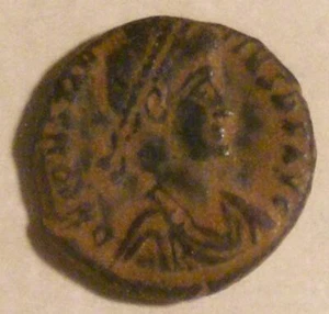 FRAMED ANCIENT ROMAN COIN - Constantius II 348-354 A.D. Bronze 1/2 Centenionalis - Picture 1 of 6