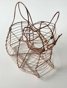 Cat-Shaped Copper Wire Egg Basket - Picture 1 of 7
