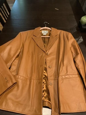 Chaqueta Blazer Mujer Cuero CLIO Marrón Camel Talla De Colección. L. Bolsillos abotonados Foto 1 de 4
