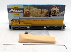 Athearn 3422 HO Union Pacific GE U28-C FW 12-Wheel Powered Diesel Locomotive EX - Picture 1 of 5