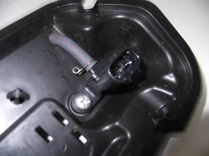 Relé de 3 pines Yamaha R1 + bandeja modelo R1 4C8 - Imagen 1 de 1