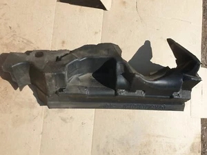 Mercedes ML Class W164, R Class 3.0 CDI Cylinder Head Injector Foam, Cover, A642 - Picture 1 of 1