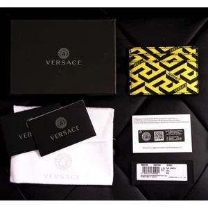 NEW $350 VERSACE Pineapple Yellow Black LA GRECA Leather Credit CARD CASE WALLET - Picture 1 of 10