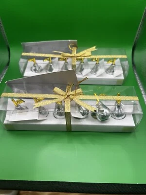 2 Sets of 6 Placecard Holders. Silver And Gold Wedding Bells Party - Imagem 1 de 4