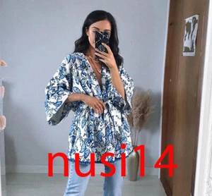 ZARA NEU DAMEN NEU MIT ETIKETT BEDRUCKTER KIMONO MIT GÜRTEL ECRU BLAU XS-S, M-L 7789/490 - Bild 1 von 4