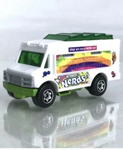 RAINBOW NERDS FOOD TRUCK / Scale 1/64 Diecast Model Car #E8 New - Picture 1 of 8