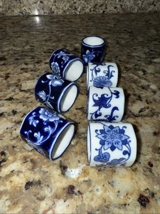 Vintage Set of 8 Porcelain Napkin Holders Blue & White Chinoiserie - Picture 1 of 4