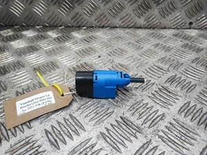 Renault Trafic MK3 Vivaro 2015-22 Genuine Clutch Sensor (Start Stop) 253256730R - Picture 1 of 6