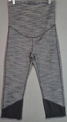 Leggings elásticos capri a rayas negros blancos talla mediana A:Glow Maternity para mujer Foto 1 de 4