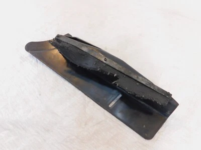 Deflector de escombros protector de cinturón inferior derecho Harley Davidson Road King Electra Glide Foto 1 de 4