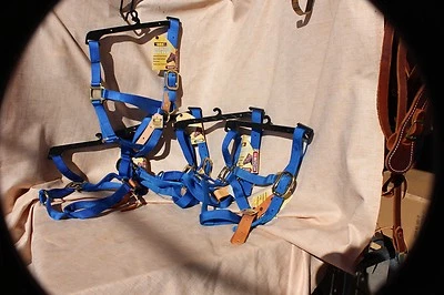 Paquete de 5 - NUEVO CON ETIQUETAS BMB Cabestro de seguridad separador tamaño caballo con herrajes de latón AZUL Foto 1 de 4