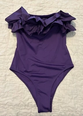 Nuevo Nuevo con etiquetas Traje de baño Zara para mujer sin tirantes cuello recto con volantes púrpura talla pequeña S Foto 1 de 4