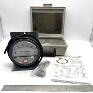 DWYER MAGNEHELIC 2000 Serie Manometer Differenzdruckmessgerät Manometer 0 bis 0,50 - Bild 1 von 15