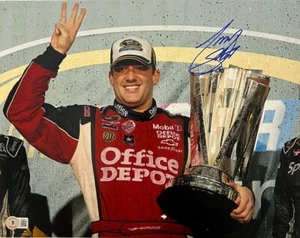 Foto autografiada firmada por Tony Stewart GOAT 'NASCAR Legend' 8x10 certificado de autenticidad Beckett - Imagen 1 de 6