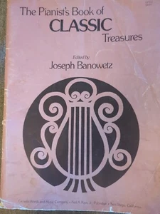 The Pianist's Book Of Classic Treasures - Picture 1 of 4