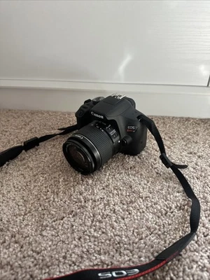 Cámara digital Canon EOS Rebel T7 24,1 MP SLR - negra (Kit con lente 18-55) Foto 1 de 3