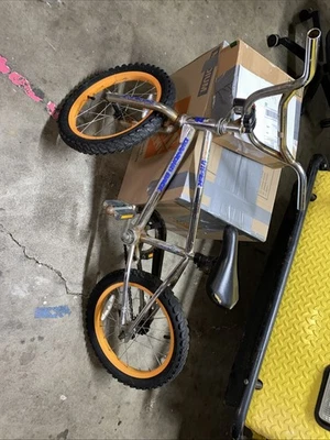 Diamond Back Mini Viper Bmx - Image 1 of 4