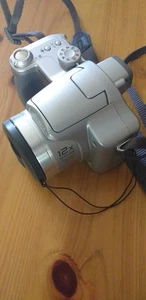 Panasonic Lumix DMC-F27 Digital Camera Silver Complete With soft Case & leads - Picture 1 of 19