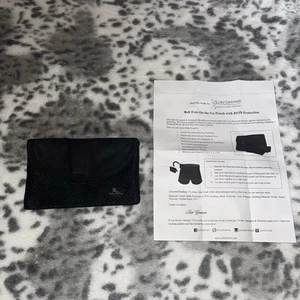 Buddy Pouch Black Magnetic Pouch - Picture 1 of 8