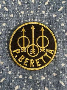 BERETTA FIREARMS 3x3 Embroidered Morale Patch Hook Backing Brand New - Picture 1 of 4