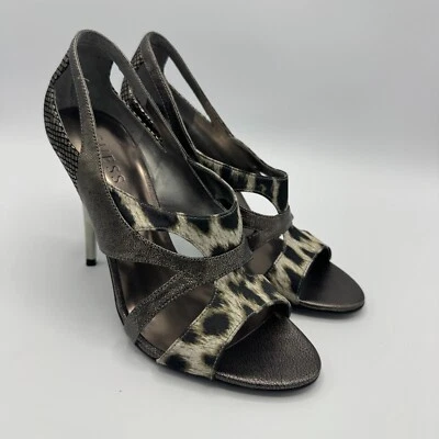 Tacones GUESS Puntera Abierta Talla 8M Cuero Estampado Animal Serpiente Foto 1 de 4
