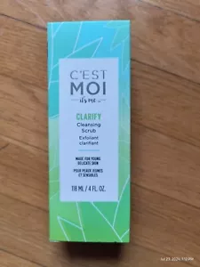Exfoliante C’EST MOI It’s me Clarify Exfoliante Limpiador Piel Joven Delicada 4oz SELLO - Imagen 1 de 4