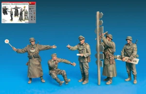 Modellauto Modell model kit bausatz Miniart German Feldgendarmerie Kit 1:3 5 - Bild 1 von 1